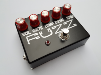 Fuzz Guitar Pedal - Complete